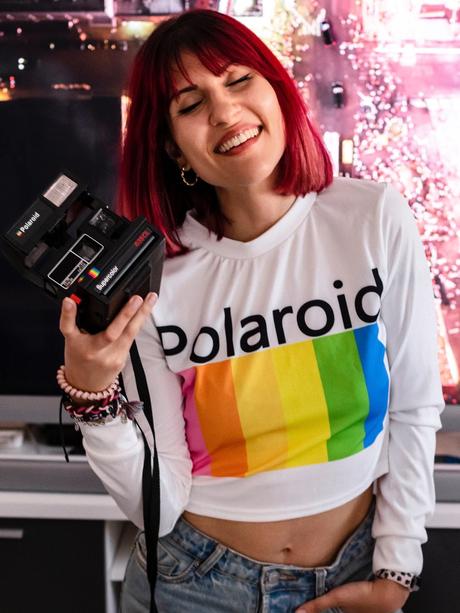 POLAROID