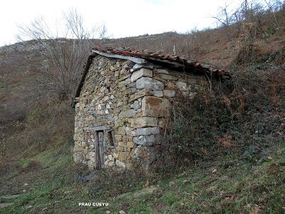 Collanzo-El Pinganón del Caideru-Rueses-Les Solengues