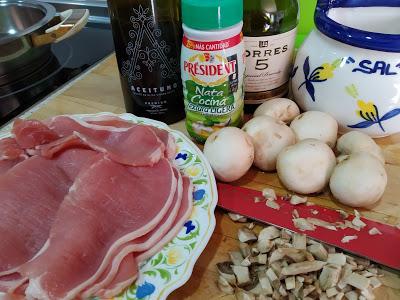 FILETES DE LOMO DE CERDO EN SALSA DE CHAMPIÑONES