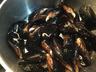 MEJILLONES EN SALSA VERDE