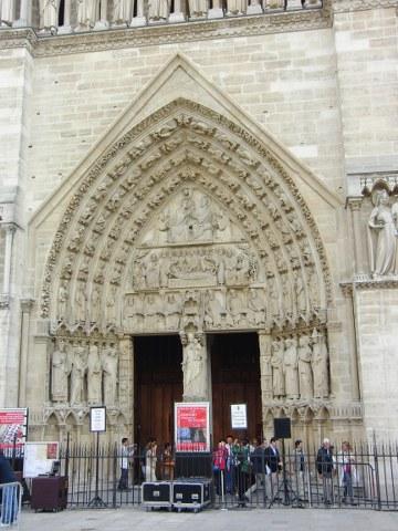 Notre Dame: Curiosidades y secretos de la zona cero de París