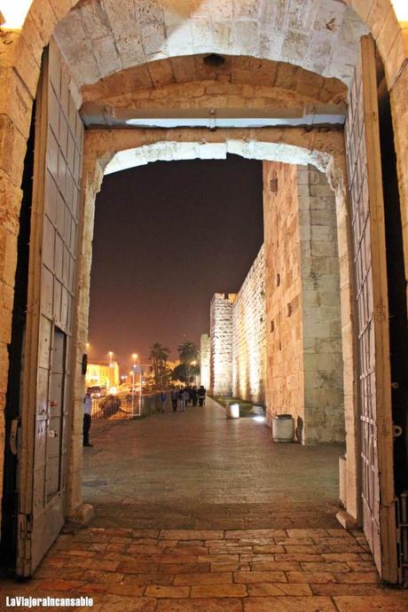 Las 8 puertas de Jerusalén: ocho puertas que rodean cuatro barrios