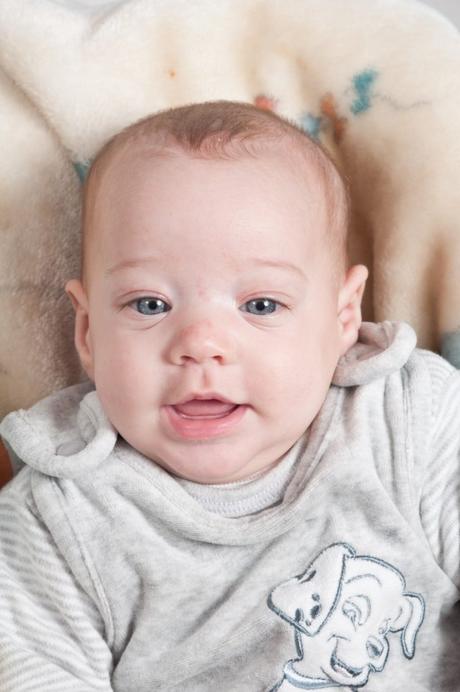 Los masajes contra los cólicos en los bebés