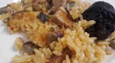 ARROZ AL HORNO DE MAGRO, MORCILLA Y HABAS
