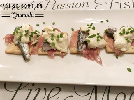 Tostas de boquerones con mayonesa Tostas de boquerones con mayonesa