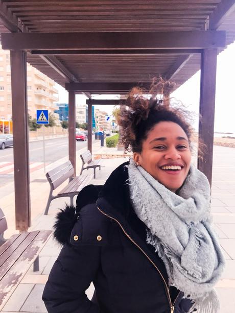 Un día en la playa con nubes Un día en la playa con nubes