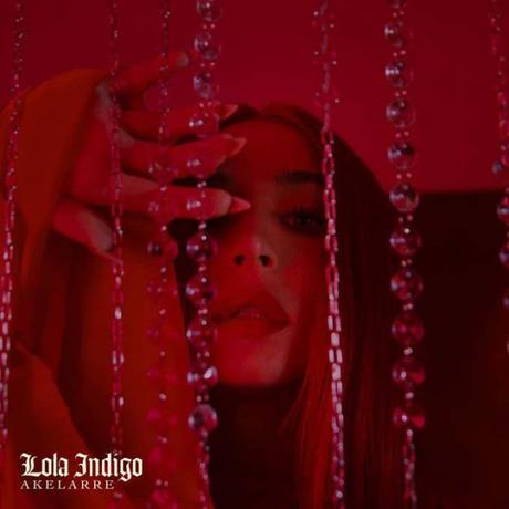 Lola Indigo y Maluma lideran las listas de álbumes españolas