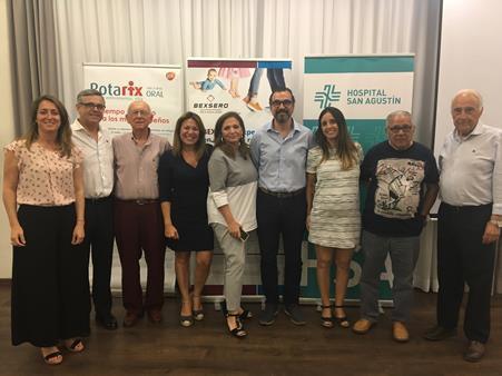 Ponencia sobre “Actualización en vacunas” dirigida al personal sanitario de Hospital San Agustín