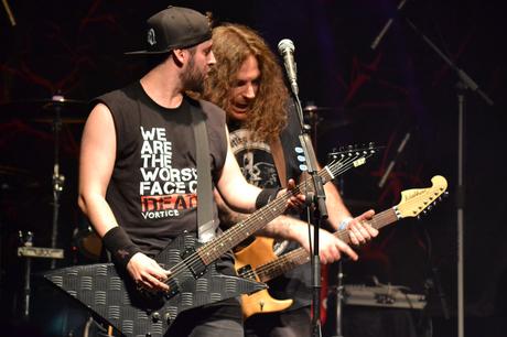 Pal de Bellako con Blaze Out