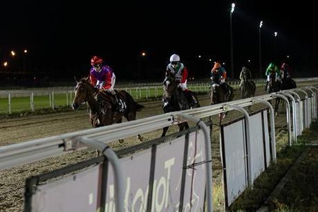 El Gran Hipódromo de Andalucía cerrará la temporada de primavera con cinco pruebas y una terraza de sabor veraniego