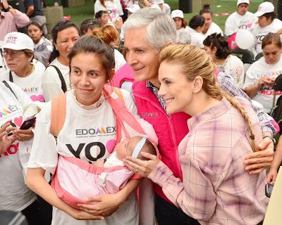 ENTREGAN ALFREDO DEL MAZO Y FERNANDA CASTILLO SALARIO ROSA PARA AMAS DE CASA QUE TIENEN FAMILIARES CON DISCAPACIDAD