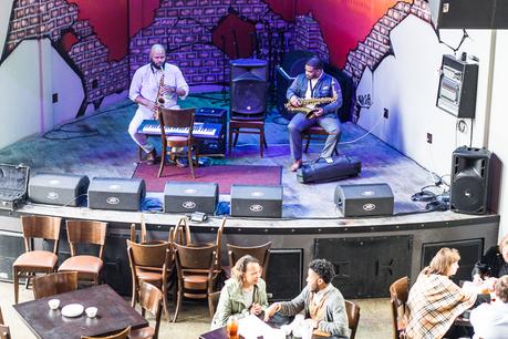 iron-horse-grill-jackson-mississippi-3 ▷ Comente sobre 6 razones emocionantes Jackson Mississippi es una escapada familiar inolvidable por TELLURIDE FLIGHT DEAL Montrose a / desde Jackson (JAN) MS Desde $ 296rt 052719 - Telluride Flyer