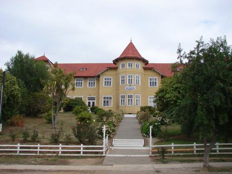 Alumno fue sorprendido portando un arma de fogueo en colegio de Pueto Octay