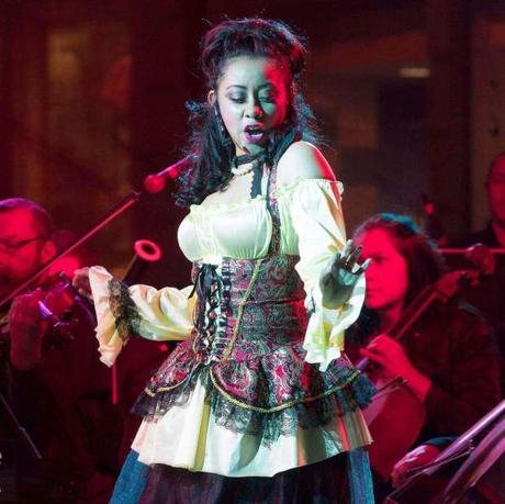 Entrevista con la soprano Gilda Bernal