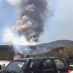 Voluntarios apoyan en incendio de San Nicolás Tolentino; el fuego no cede