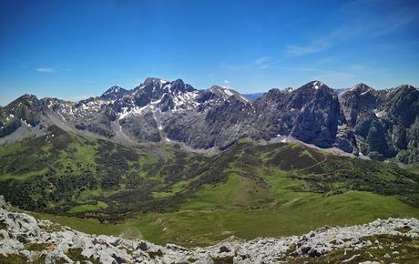 Peña Rueda y Agüeria desde Lindes