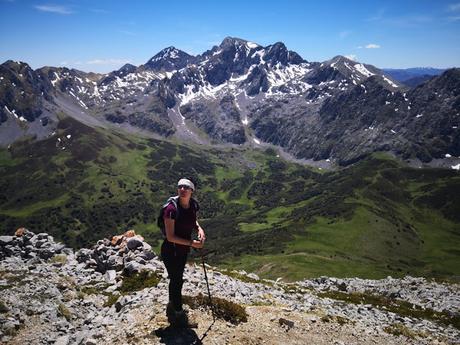 Peña Rueda y Agüeria desde Lindes Peña Rueda y Agüeria desde Lindes