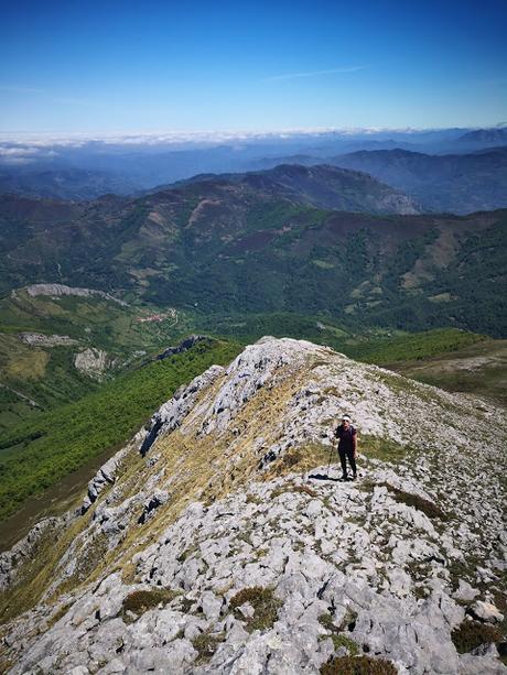 Peña Rueda y Agüeria desde Lindes