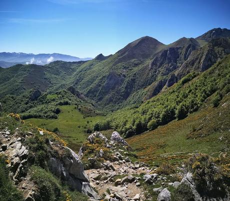 Peña Rueda y Agüeria desde Lindes