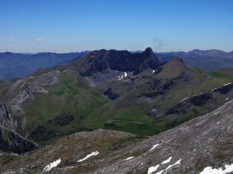 Peña Rueda y Agüeria desde Lindes