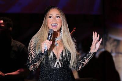 Mariah Carey sorprende cantando