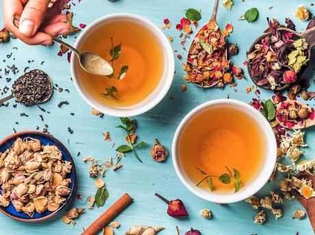 Interacción de medicamentos con infusiones medicinales Interacción de medicamentos con infusiones medicinales