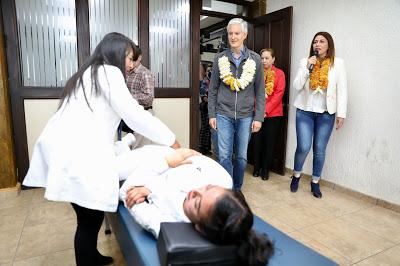 ENTREGA ALFREDO DEL MAZO PLANTEL DE LA UNIVERSIDAD ESTATAL DEL VALLE DE TOLUCA EN AMANALCO