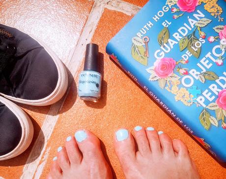 Pasen y Lean XVI: Lecturas de Abril y Mayo