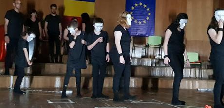 theater and disability, Teatro Brut, en Rumania. por manu medina
