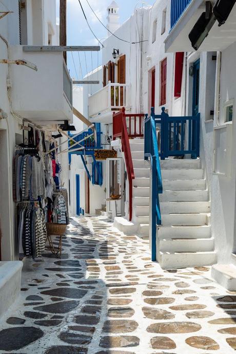 Mykonos-Street.jpg.optimal ▷ Itinerario de 10 días por Grecia: Santorini, Naxos, Mykonos y Atenas