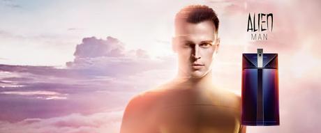 Alien Revela su Alter Ego Masculino con Alien Man Alien Revela su Alter Ego Masculino con Alien Man