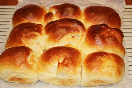 BRIOCHE CON QUESO CREMA MUY TIERNO {SIN GRASAS AÃADIDAS}