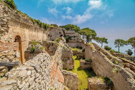 Visiting-Villa-Jovis-is-one-of-the-top-things-to-do-in-Capri-Italy.jpg.optimal ▷ Cosas que hacer en Capri (y consejos para su visita)