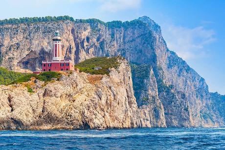 Punta-Carena-Lighthouse-one-of-the-places-to-see-in-Capri-Italy.jpg.optimal ▷ Cosas que hacer en Capri (y consejos para su visita)