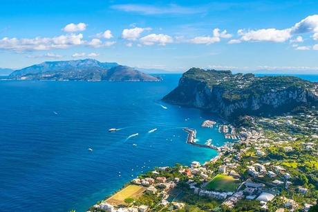 View-of-Capri-island-from-Villa-San-Michele-in-Anacapri.jpg.optimal ▷ Cosas que hacer en Capri (y consejos para su visita)
