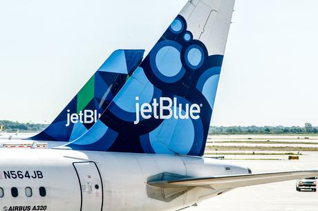 JetBlue-plane-tail ▷ Los 6 mejores programas de lealtad de aerolíneas