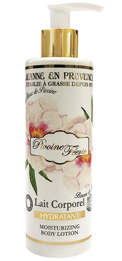 “Pivoine Féerie” de JEANNE EN PROVENCE – una gama delicada y sensual con flores de peonía