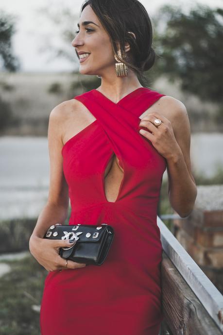 PARTY LOOK: RED DRESS + TENDENCIAS TRAJE DE BAÑO