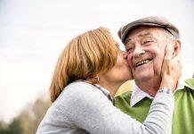 Cómo cuidar a los padres ancianos en el hogar: cómo hacer frente