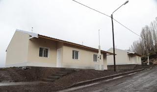 Gutiérrez entregó 30 viviendas en Loncopué