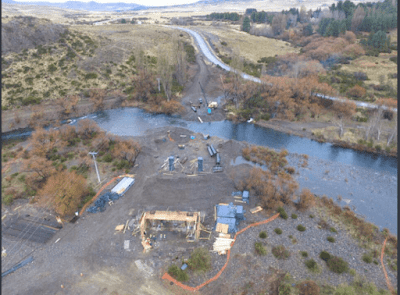 El puente sobre el río Malleo avanza hacia la realidad