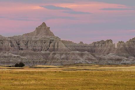 Badlands-National-Park-one-of-the-best-places-to-visit-near-Mt-Rushmore.jpg.optimal ▷ Guía definitiva para el Monte Rushmore (y cosas que hacer cerca)