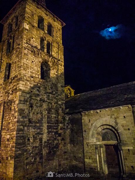 Bajo la luna creciente