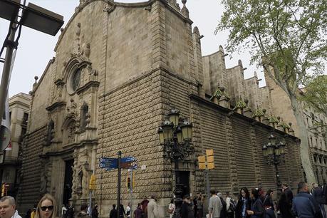 Un paseo por las Ramblas de Barcelona