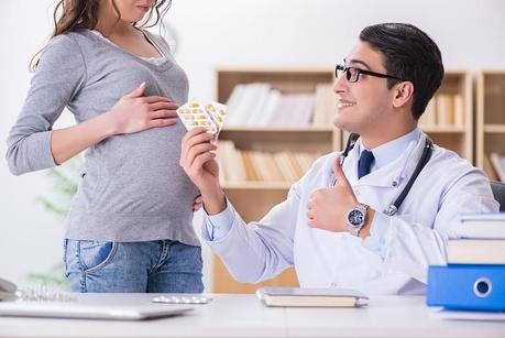 Candidiasis vaginal en el embarazo ¿Qué hago? Candidiasis vaginal en el embarazo ¿Qué hago?