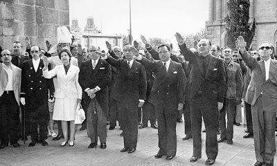 Un Tribunal Supremo plagado de franquistas y, en el Mediterráneo, “crímenes de lesa humanidad”.