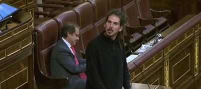 Un Tribunal Supremo plagado de franquistas y, en el Mediterráneo, “crímenes de lesa humanidad”.