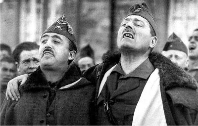 Un Tribunal Supremo plagado de franquistas y, en el Mediterráneo, “crímenes de lesa humanidad”.