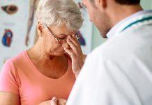 ¿Cómo diagnostica un médico la adicción? Un médico de cabecera podrá diagnosticar y remitir a una persona que muestre signos de un trastorno por uso de sustancias