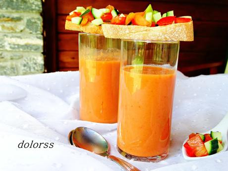 Gazpacho con tapa de crudités